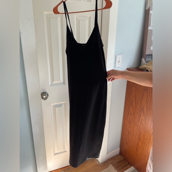 LBD - Picture 2 of 3